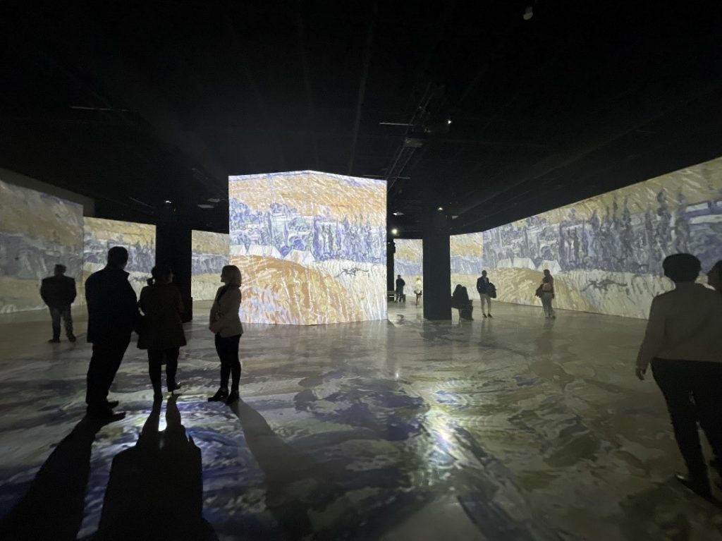 Famous immerse Van Gogh exhibits arrives to London, Ontario. 106.9 The X